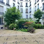Home Sweet Home Champs Elysées Niel
